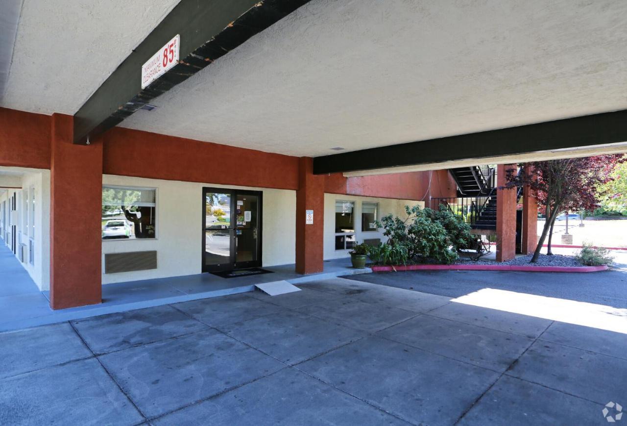 Olympic Inn & Suites Port Angeles Buitenkant foto